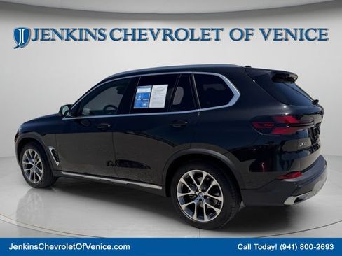 Used 2024 BMW X5 sDrive40i w/ Premium Package RWD image 8