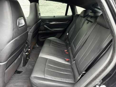 Used 2019 BMW X6 M w/ Executive Package AWD/4WD image 8