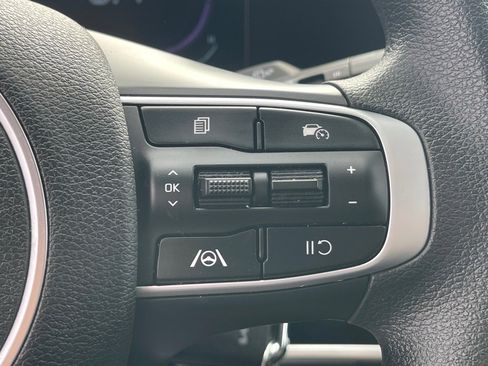 Used 2023 Kia Sportage LX image 30