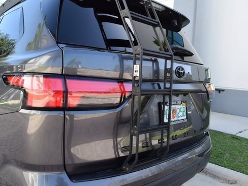 Used 2025 Toyota Sequoia TRD Pro AWD/4WD image 20