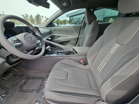 New 2026 Hyundai Elantra SEL Sport Premium FWD image 15