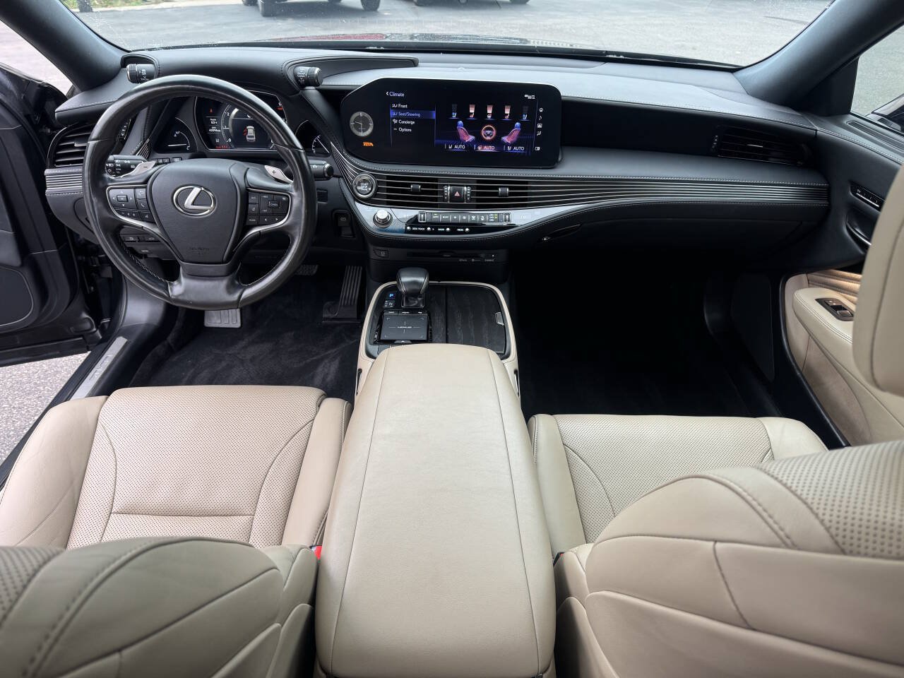 Used 2021 Lexus LS 500 AWD w/ Accessory Package (Z1) image 19