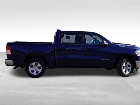 Certified 2024 RAM 1500 Big Horn AWD/4WD image 3