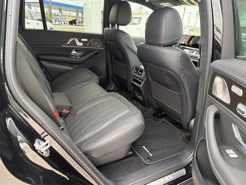 Used 2024 Mercedes-Benz GLS 63 AMG 4MATIC image 30