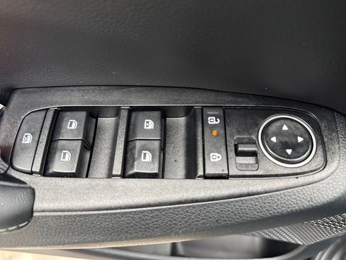 Used 2024 Kia Seltos EX image 15