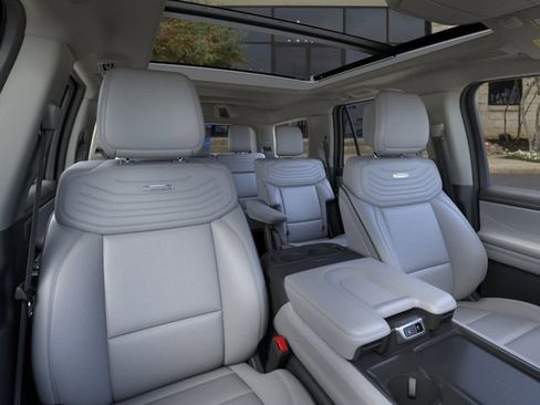 New 2026 Ford Expedition Platinum AWD/4WD image 10