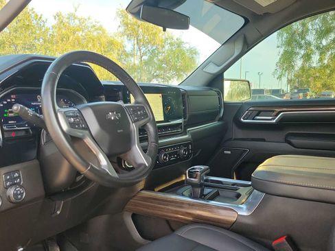 Used 2024 Chevrolet Silverado 1500 RST AWD/4WD image 10