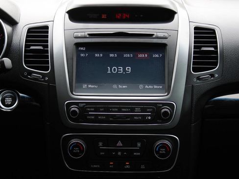 Used 2014 Kia Sorento EX w/ EX V6 Touring Package AWD/4WD image 36