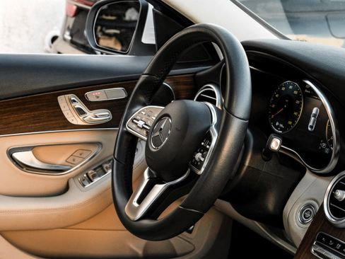 Used 2021 Mercedes-Benz C 300 Sedan image 13