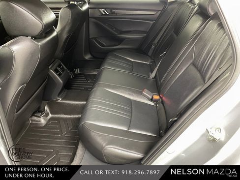 Used 2019 Honda Accord Touring image 38