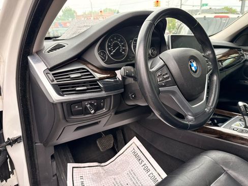 Used 2015 BMW X5 xDrive35i w/ Premium Package AWD/4WD image 12