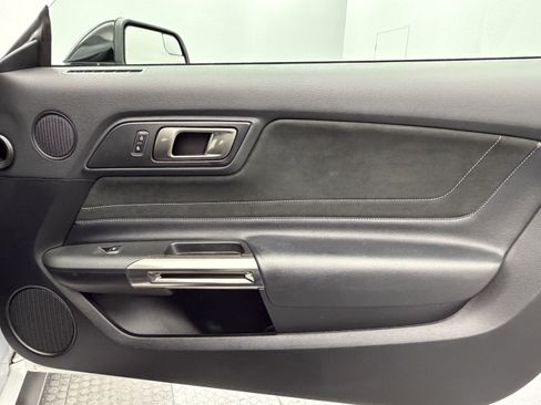 Used 2017 Ford Mustang Shelby GT350 image 74