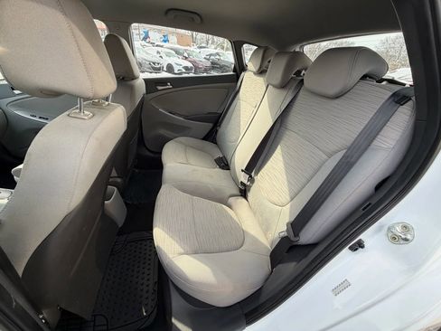 Used 2016 Hyundai Accent SE image 21