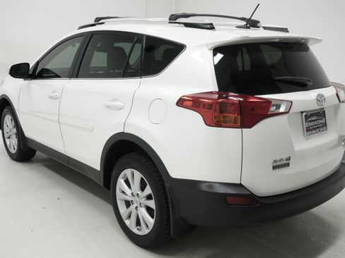Used 2014 Toyota RAV4 Limited w/ Technology Package AWD/4WD image 6