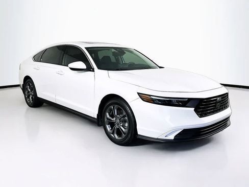 Used 2023 Honda Accord EX image 23