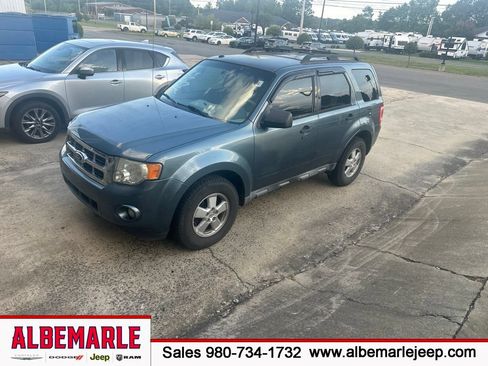 Used 2012 Ford Escape XLT FWD image 1