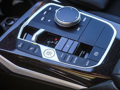 Certified 2023 BMW 330i 330i w/ Premium Package image 16