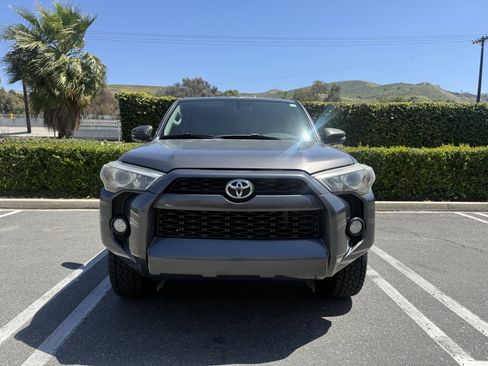 Used 2014 Toyota 4Runner SR5 Premium RWD image 2