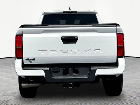 Used 2024 Toyota Tacoma TRD Off-Road AWD/4WD image 5