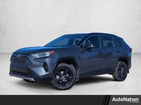 Used 2020 Toyota RAV4 XSE image 1