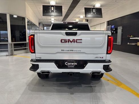 Used 2025 GMC Sierra 1500 AT4 image 5