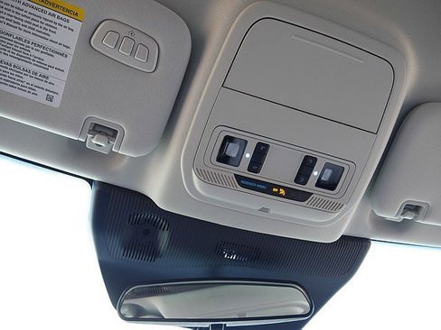 Used 2025 Ford Explorer Active w/ Active Comfort Package image 49