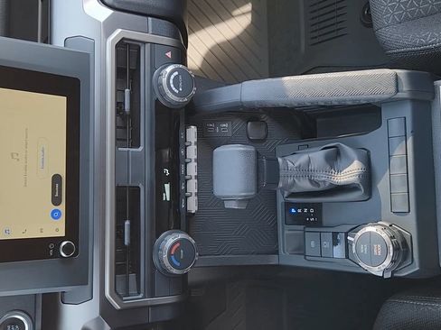 Used 2025 Toyota 4Runner SR5 image 15