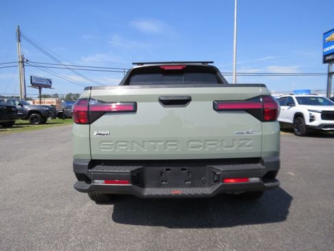 Used 2023 Hyundai Santa Cruz SEL Premium image 7