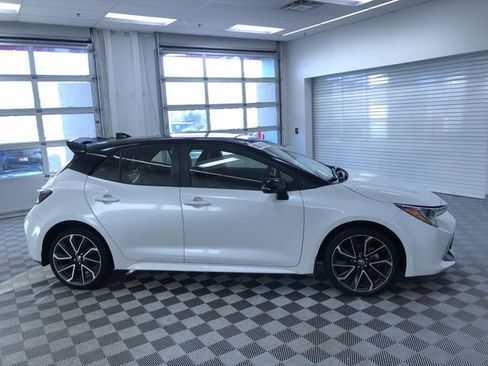 Certified 2022 Toyota Corolla XSE image 35