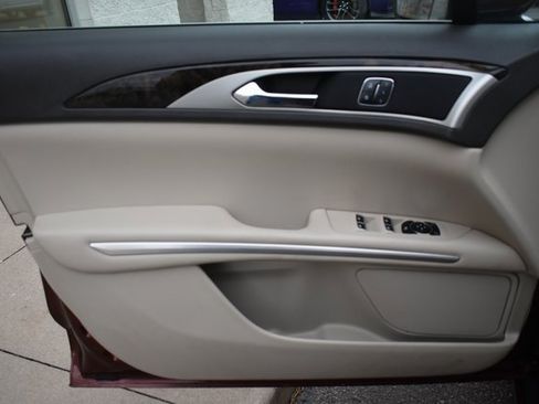 Used 2016 Lincoln MKZ Hybrid image 14