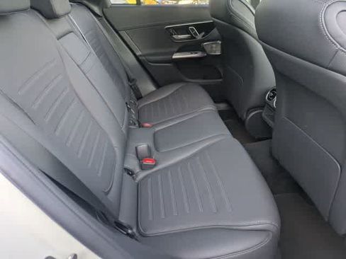 Used 2026 Mercedes-Benz GLC 300 image 22