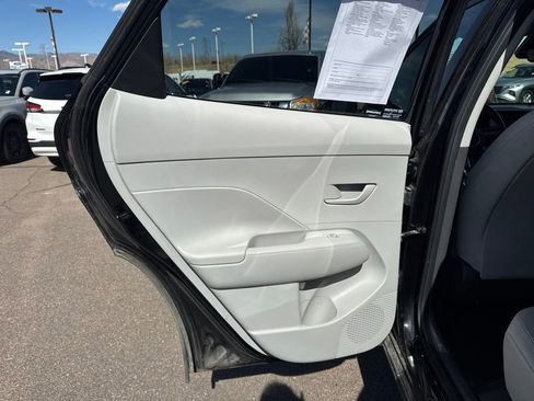 Used 2024 Hyundai Kona SEL image 27