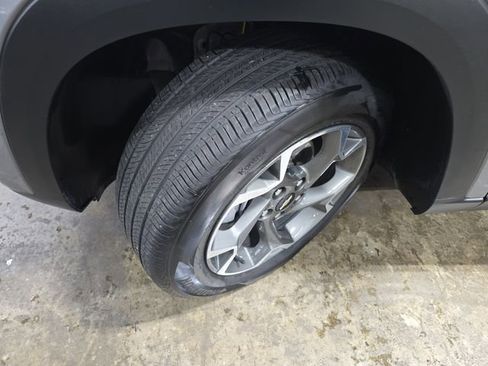 Used 2024 Chevrolet Trax LT image 29