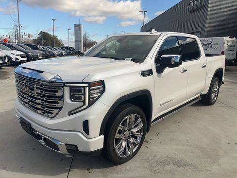 Used 2023 GMC Sierra 1500 Denali w/ Denali Reserve Package image 2