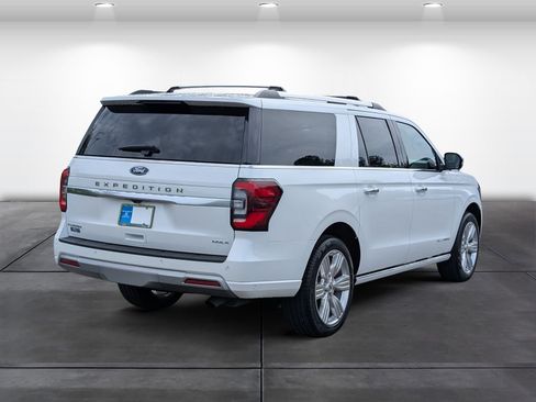 Used 2024 Ford Expedition Max Platinum RWD image 3