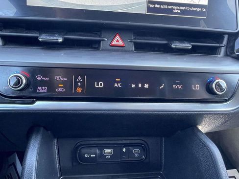 Used 2023 Kia Sportage EX FWD image 31