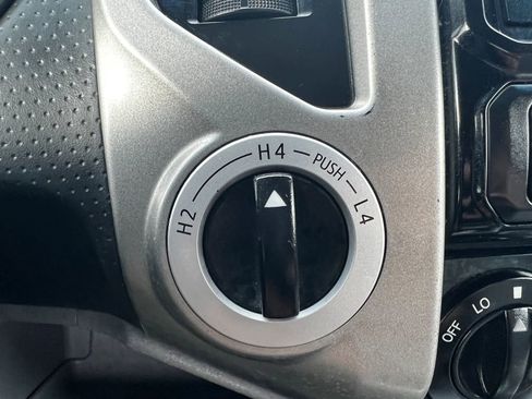 Used 2014 Toyota Tacoma 4x4 Access Cab V6 w/ SR5 Package image 19