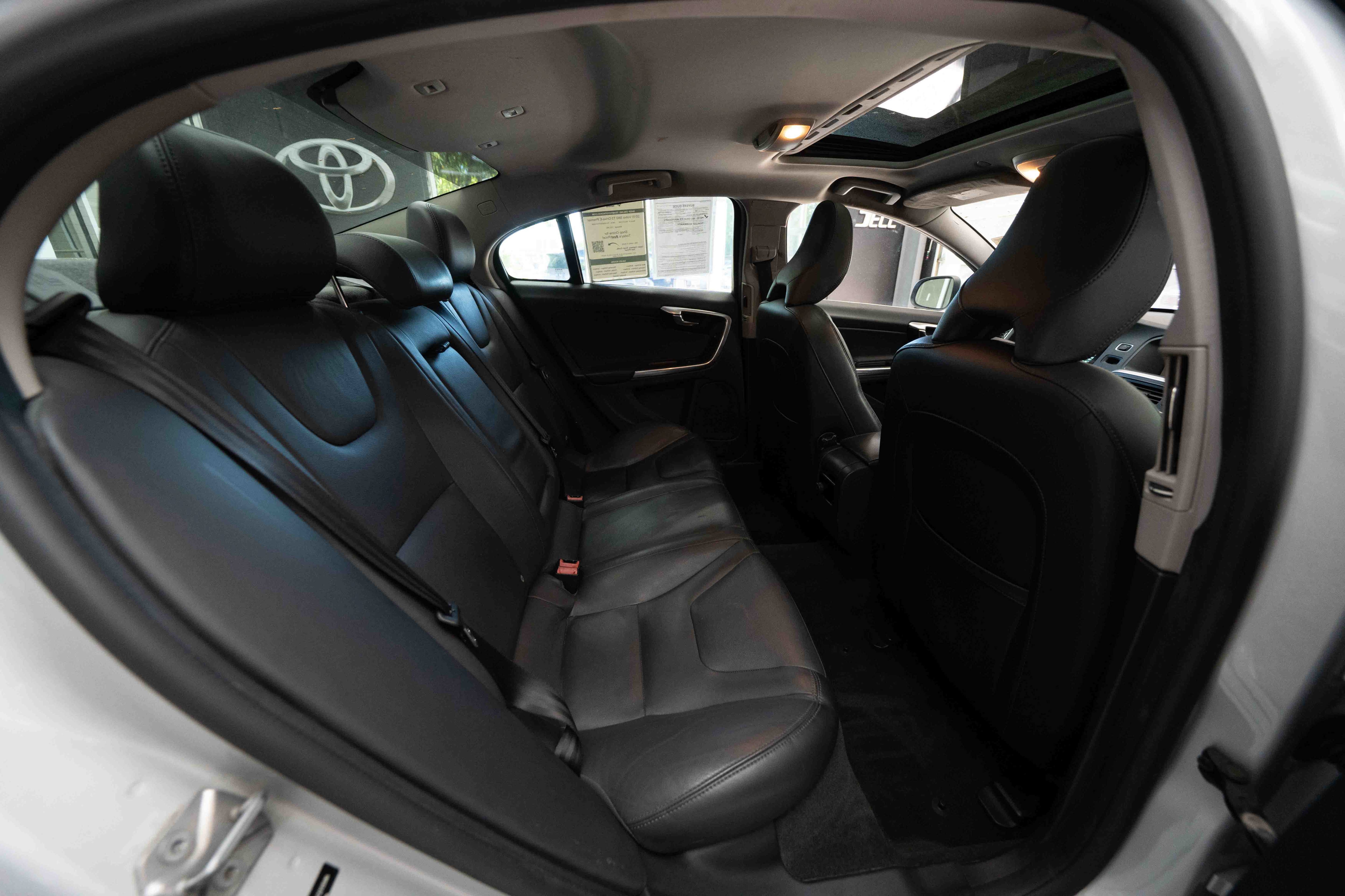 Used 2015 Volvo S60 T5 Premier FWD image 24