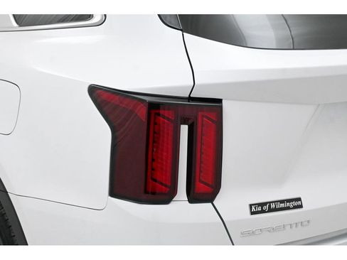 New 2026 Kia Sorento S image 10