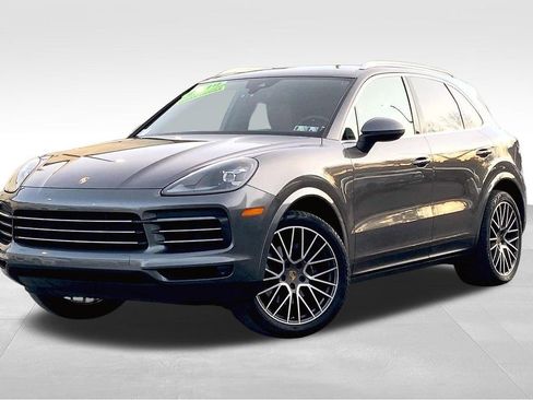 Used 2019 Porsche Cayenne image 2