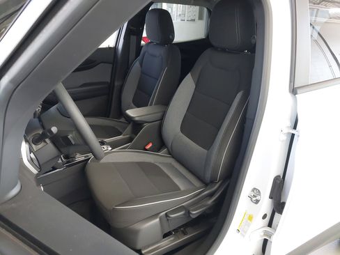 Used 2024 Chevrolet TrailBlazer LS w/ LS Convenience Package image 23