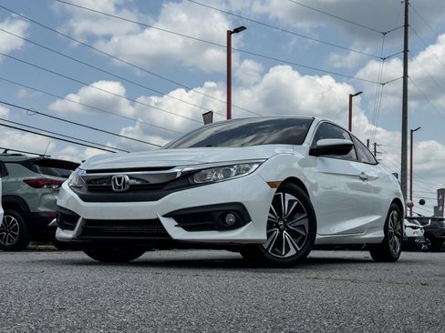 Used 2017 Honda Civic EX-T image 1