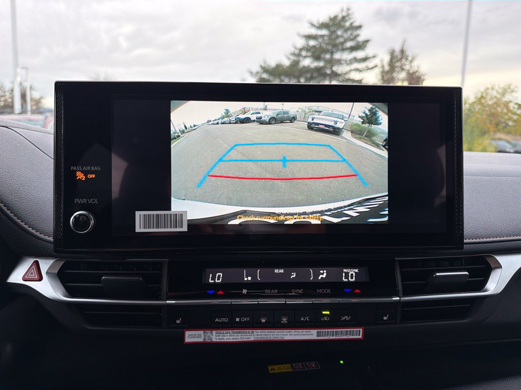 New 2026 Toyota Sienna XLE Woodland Edition AWD/4WD image 32