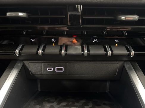 New 2026 Chevrolet Colorado W/T w/ WT Custom Package RWD image 18