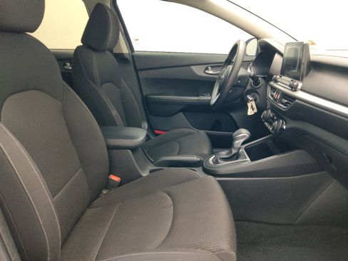 Used 2019 Kia Forte LXS FWD image 21