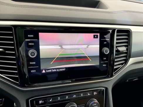 Used 2023 Volkswagen Atlas Cross Sport SEL Premium R-Line image 21