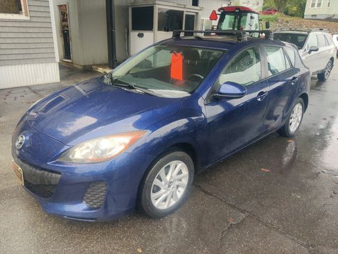 Used 2013 MAZDA MAZDA3 i Touring image 2