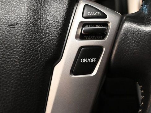 Used 2019 Nissan Titan PRO-4X w/ Pro-4x Convenience Package image 11