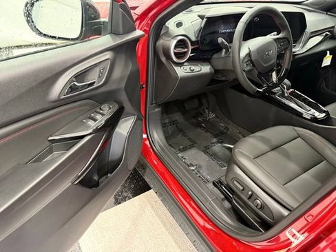 New 2026 Chevrolet Trax RS FWD image 29