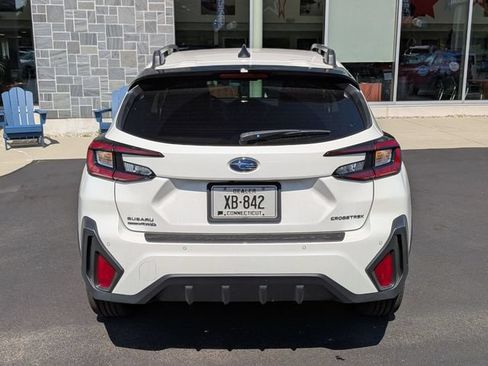Used 2025 Subaru Crosstrek 2.5i Limited AWD/4WD image 4